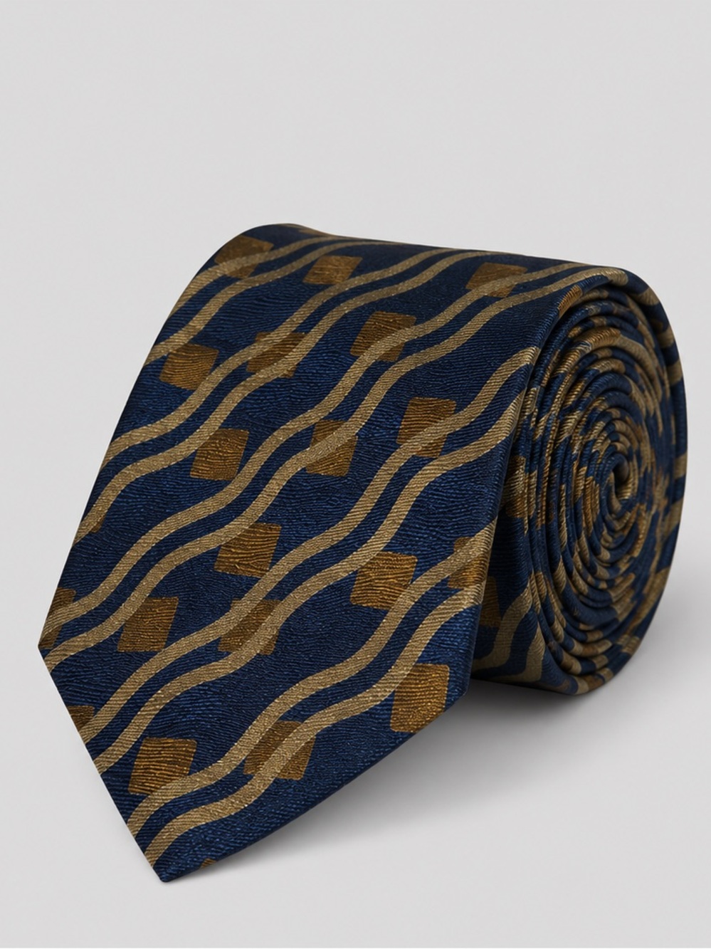 Vintage Guess Italian Silk Men Neck Tie Luxe Old Money Artsy Quiet Luxury Preppy